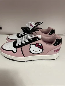 Hello Kitty by Sanrio Damen rosa Freizeit Turnschuhe - Größe 10 - normale Weite - neu - Bild 1 von 5