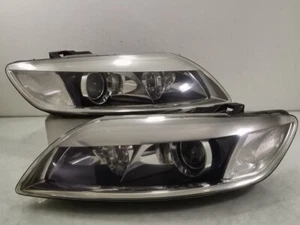 JDM Audi Q7 R10 V12 TDI 2008-2012 OEM HID XENÓN Proyector Faro Lámpara 1 Par - Imagen 1 de 19