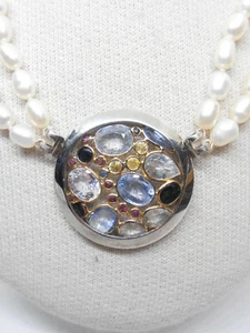 Collana di Perle con Ciondolo in Oro Giallo 18 Kt e Argento con Zaffiri e Rubini - Imagen 1 de 9