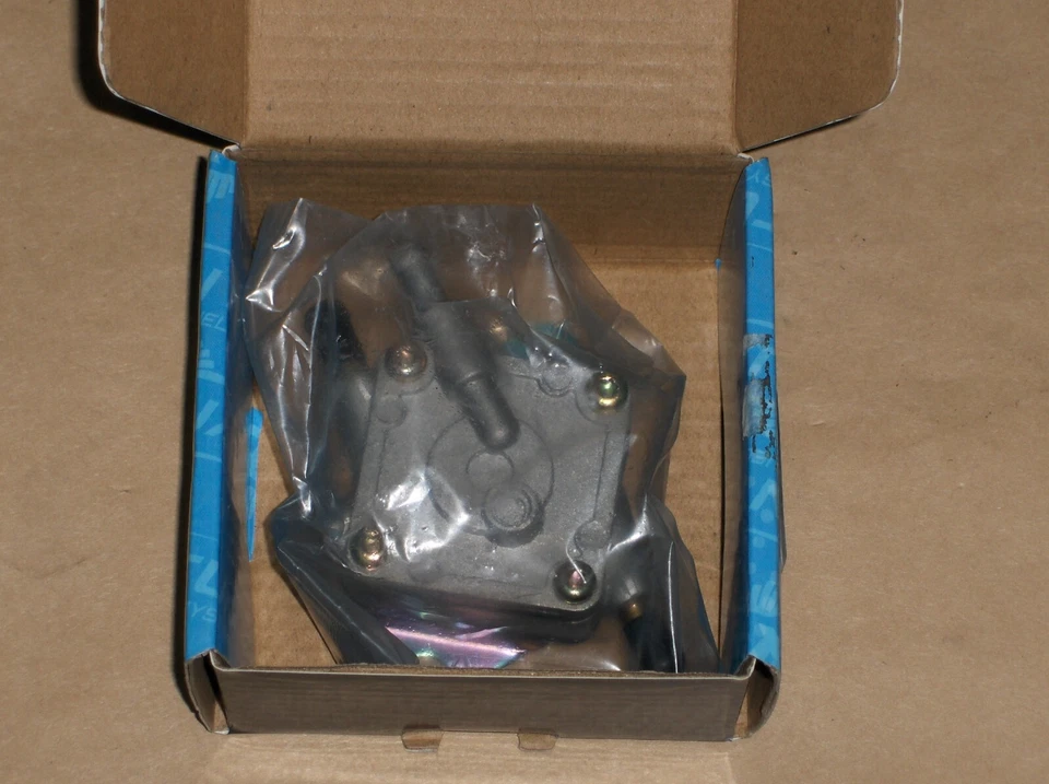 QUANTUM Mechanical Fuel Pump HFP-284 48-6855 821-0518 - Image 1 of 1