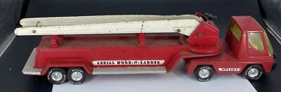 Vintage NYLINT Aerial Hook-N-Ladder Fire Truck 30 " Long Needs Help - Image 1 of 4