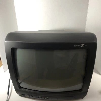 Vintage Zenith C13A02D 13" CRT Color TV For Retro Gaming TESTED No Remote  EUC - Image 1 of 4