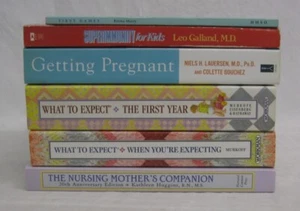 What to Expect when You're Expecting Getting Pregnant First Names Book Lot of 6 - Picture 1 of 12