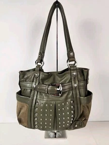 Bolso de mano B. Makowsky verde oliva con tachuelas de cuero y gamuza - Imagen 1 de 11