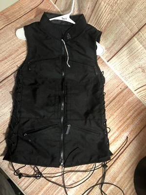 Womens UTG TACTICAL BLACK VEST PVC-VF1888 NWOT NYLON - Image 1 of 4