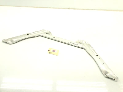 BMW 750I 2016-2019 mamparo delantero refuerzo soporte OEM. Foto 1 de 4