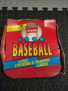 1990 Fleer Baseball Cello Box 11 unopened Packs.