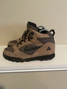 Vintage 90s Nike Caldera Brown Suede Hiking Boot Classic 940810-IB Womens Sz 7.5 - Picture 1 of 7