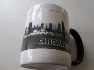 Chicago Mug Skyline Black and White - Picture 1 of 4