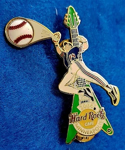 MINNEAPOLIS TWINS BASEBALL PLAYER CATCHING 3D BALL GUITAR 04 Hard Rock Cafe PIN - Picture 1 of 1