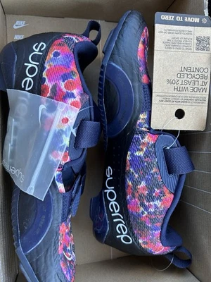 Nuevo Con Etiquetas Nike Mujer’s Superrep Cycle 2 NN Azul Marino Floral Talla 9 Foto 1 de 4