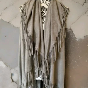 Look Western Womens One Size fringe Poncho Wrap Faux Suede Frindge - Picture 1 of 18