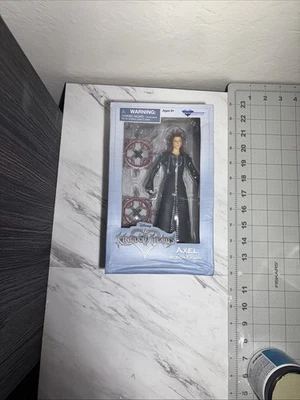 Disney Kingdom Hearts Axel 7" Action Figure Series 1 Diamond Select Toys - Image 1 of 4