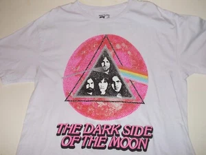 NWT Pink Floyd The Dark Side Of The Moon Lavender Short Sleeve T-Shirt Size L - Picture 1 of 3