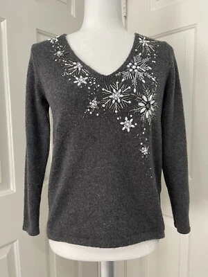 Suéter Jill Cuentas Bordadas Tejido Top Pequeña Talla XS Floral Copos de Nieve Gris Foto 1 de 4