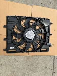 2019 Cadillac XT4 OEM Engine Radiator Cooling Fan Assembly OEM 84533009 - Picture 1 of 4