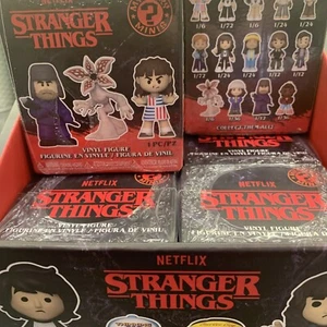 Funko Mystery Mini Blind Box - Stranger Things Season 4 (1 Blind Box ausgewählt) - Bild 1 von 8