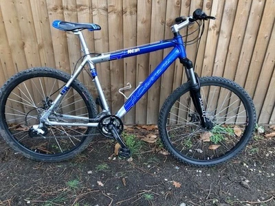 Carrera Kraken - Image 1 of 3