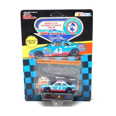 Richard Petty 1992 STP Michigan Racing Champions 1:64 Nascar Diecast - Image 1 of 2