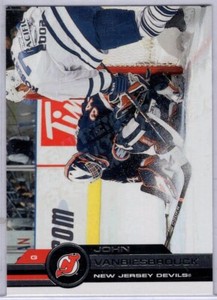 2001-02 Pacific Extreme LTD #240 John Vanbiesbrouck 08/49 *S2586