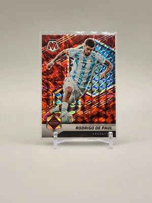 Rodrigo de Paul 2021-22 Mosaic Road to Qatar World Cup #15 Red Reactive Prizm - Image 1 of 2