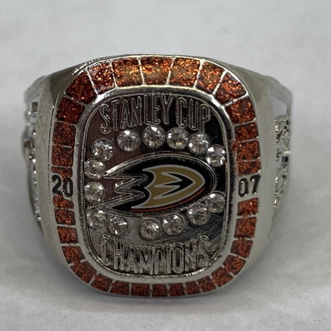 2007 Anahiem Ducks Stanley Cup Champions Replica Ring Collectible NHL Cover
