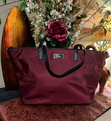 Bolso de Mano Kate Spade New York Borgoña/Vino Foto 1 de 4