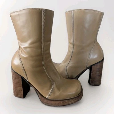 Vintage Y2K Steve Madden Boots 7.5 Platform Chunky Tan High Heel Zippered Bratz - Image 1 of 4