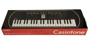 Casio Casiotone 44 Mini-Tasten Keyboard 100 Töne 50 Rhythmen - Bild 1 von 5