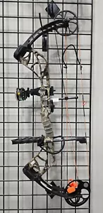 Bear Species RH Compound Bow - Picture 1 of 3
