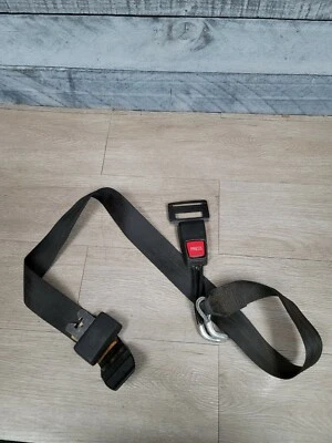 Cinturón seguridad trasero derecho volvo 780 cupé bertone 1297613 1388529 E5 Foto 1 de 4