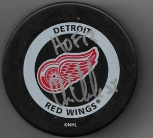 Auto. Detroit Red Wings Chris Chelios Official Game Puck w JSA Authentication - Picture 1 of 3
