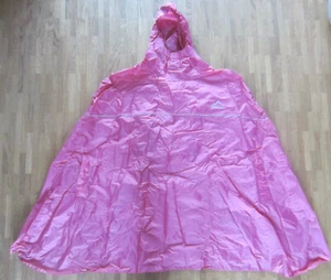 Pinker Regenponcho von NORMANI, One Size - Bild 1 von 6