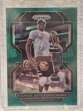 2021-22 Panini Prizm Green Ice Prizm Giannis Antetokounmpo #1 Fanatics Exclusive