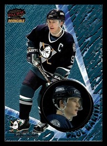 1997-98 Pacific Invincible Paul Kariya #3 HOF Blue
