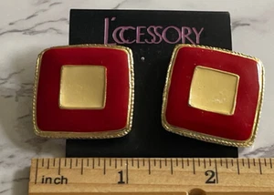 Vintage Gold Tone Red & Cream Enamel Square  Pierced  Earrings VS-44 - Picture 1 of 3