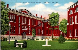 Vintage Postcard — Science Hall, Valparaiso University Campus, Indiana - Picture 1 of 2