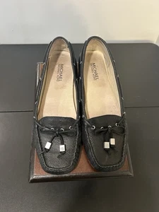 Michael Kors Black Leather Moccasin Flats with Tassels  Women's Size 8 - Picture 1 of 7