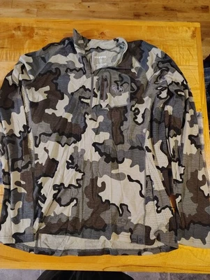 Kuiu Merino Wool Base Layer - Image 1 of 4