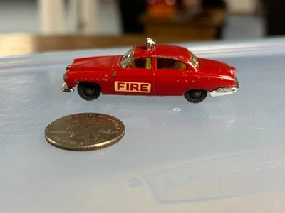 Coche de bomberos Husky Jaguar MK 10 - GT. Gran Bretaña Foto 1 de 4