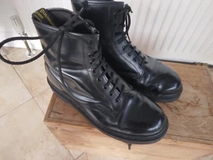 Dr. Martens 8 Hole Boots Size 8 Air Wair With Bouncing Soles Highly Polished - Picture 1 of 15