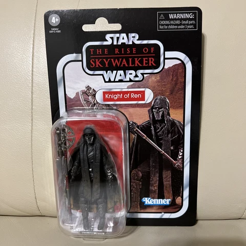Star Wars Vintage Collection Knight of Ren from Rise of Skywalker VC155 New Cover