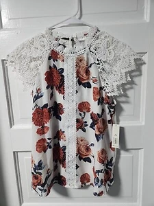 Womans Medium(7-9) Floral And Lace Top No Boundries - Picture 1 of 7