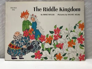 Vtg Children's PB Book Scholastic THE RIDDLE KINGDOM TW 953 - Picture 1 of 3