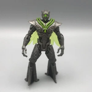 Ben 10 Fly Man Robot Toy Action Figure 4'' Approx - Picture 1 of 5
