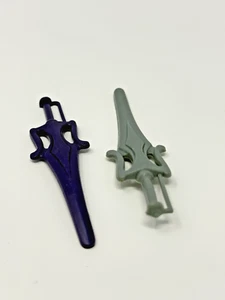 Masters of the Universe MOTU anni 80 grigio He-man e viola scheletro spade di potere - Foto 1 di 6