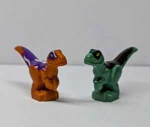 LEGO Jurassic World Lot of 2 BABY RAPTORS Dinosaur Sand Green Dark Orange C3 - Picture 1 of 4