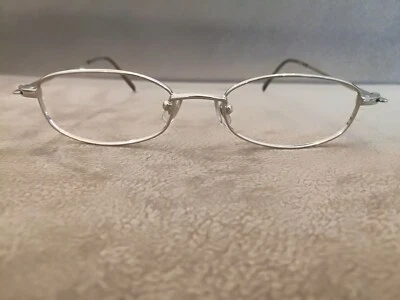 Anteojos ALEXANDER McQUEEN OVALADOS Modelo 42-0016 Color Plata Brillante 50-16 Foto 1 de 4