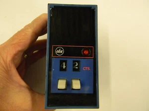 ATC Minicount 331B-357-Q-10 -XX Timer Control 5A 125-250 VAC N3 - Picture 1 of 3