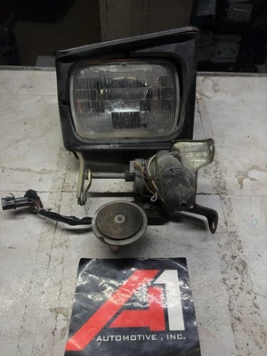 Conjunto de puerta faro izquierdo lado conductor STARION 84-89 CONQUEST 1983-89 Foto 1 de 4